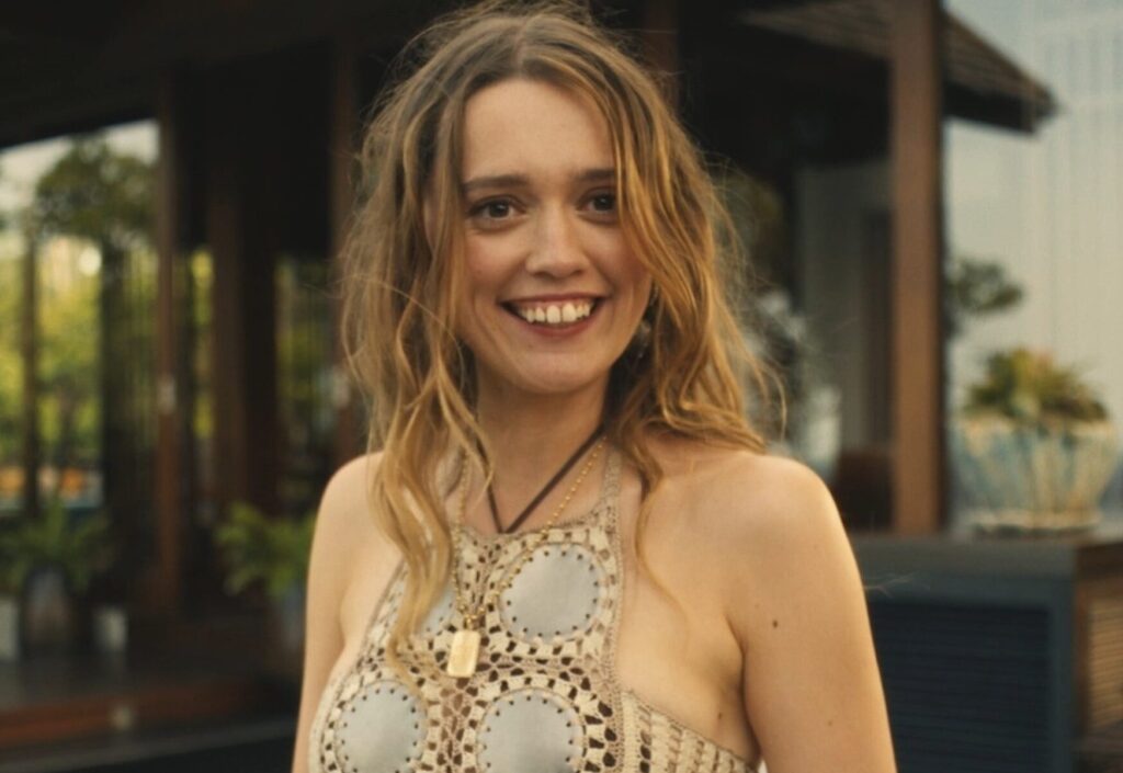 Aimee Lou Wood Praised For Rocking Her Real Teeth