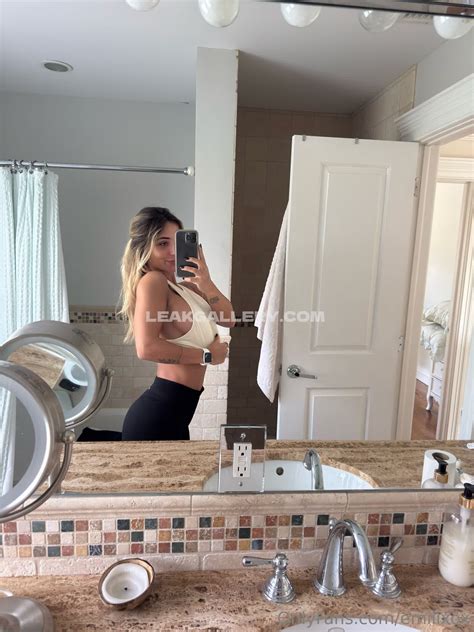 Emiiixox Exclusive Leaked Nude Onlyfans 2330041