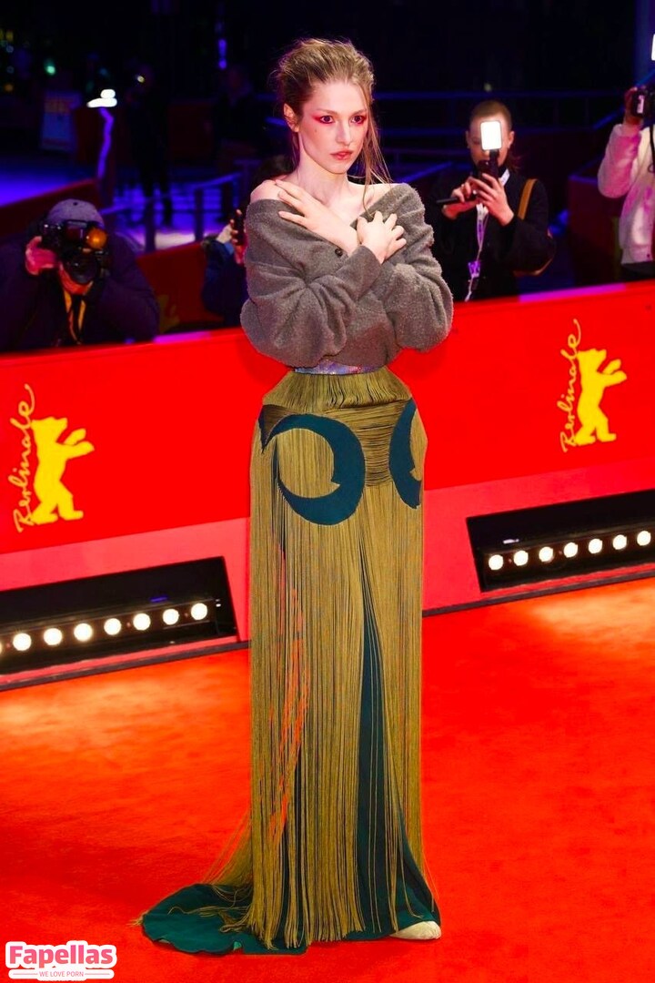 Uncovering Hunter Schafer's Online Presence