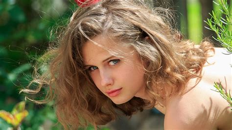 Indiana Nude In 16 Photos From Met Art