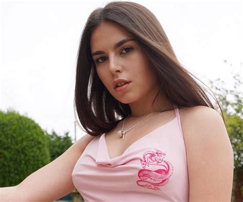 5 Ways To Stay Inspired By Lauren Alexis