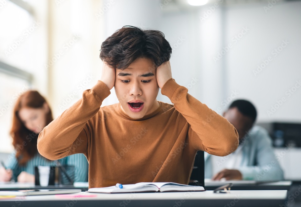 Meme Of Confused Student: Relatable Finals Chaos For College Freshmen