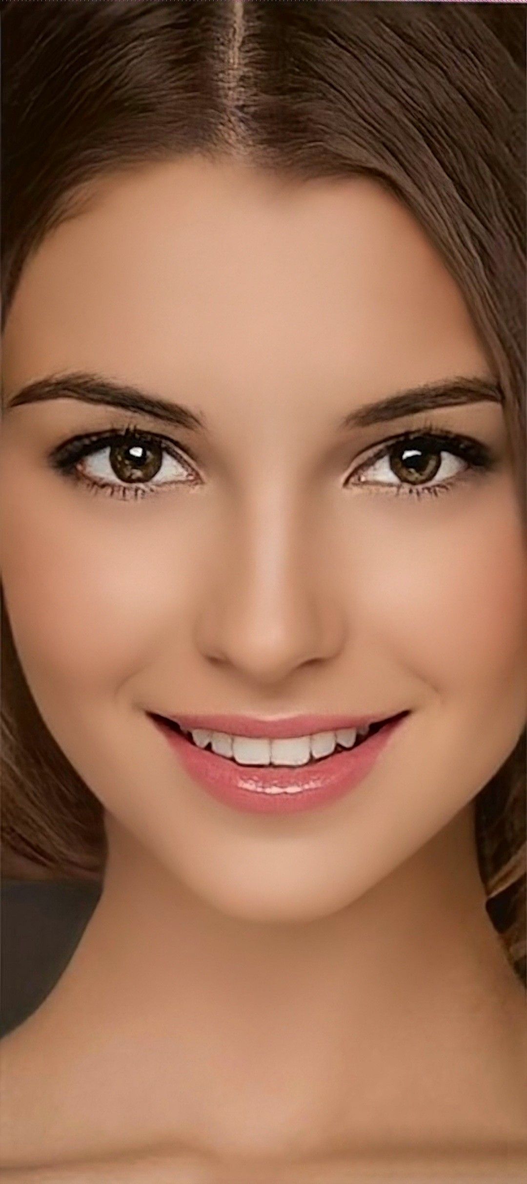 Most Beautiful Faces Beautiful Smile Beautiful Women Pictures Gorgeous Girls Curvy Girl