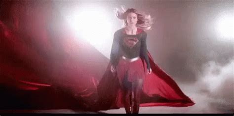 Supergirl Gifs Gifdb Com Supergirl Gifs Gifdb Com