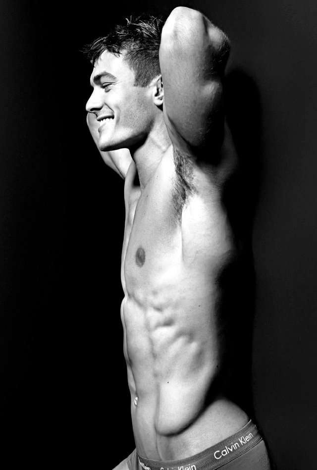 Vince Sant's Nude Transformation: 5 Secrets