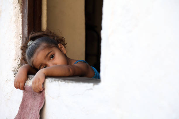 Why Are All Kids Socialists: Sharing Norms Outweigh Rewards